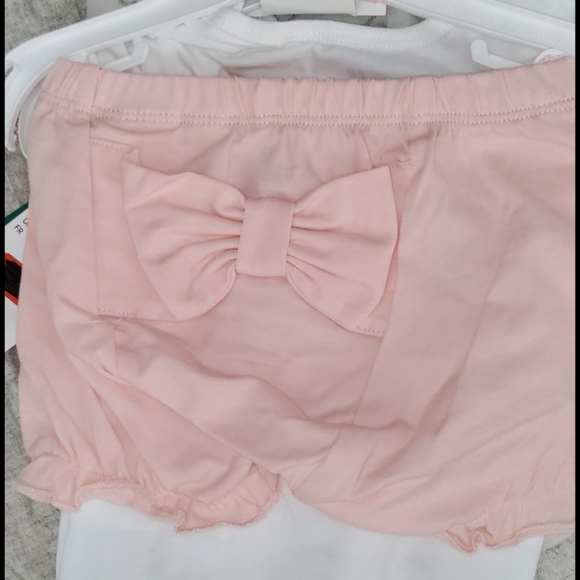 NWT infant 2 piece set Minnie Mouse - Picture 5 of 7